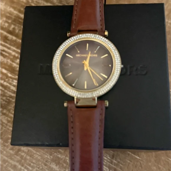 Michael Kors | Accessories | Mk2382 Michael Kors Watch Needs  display picture 3